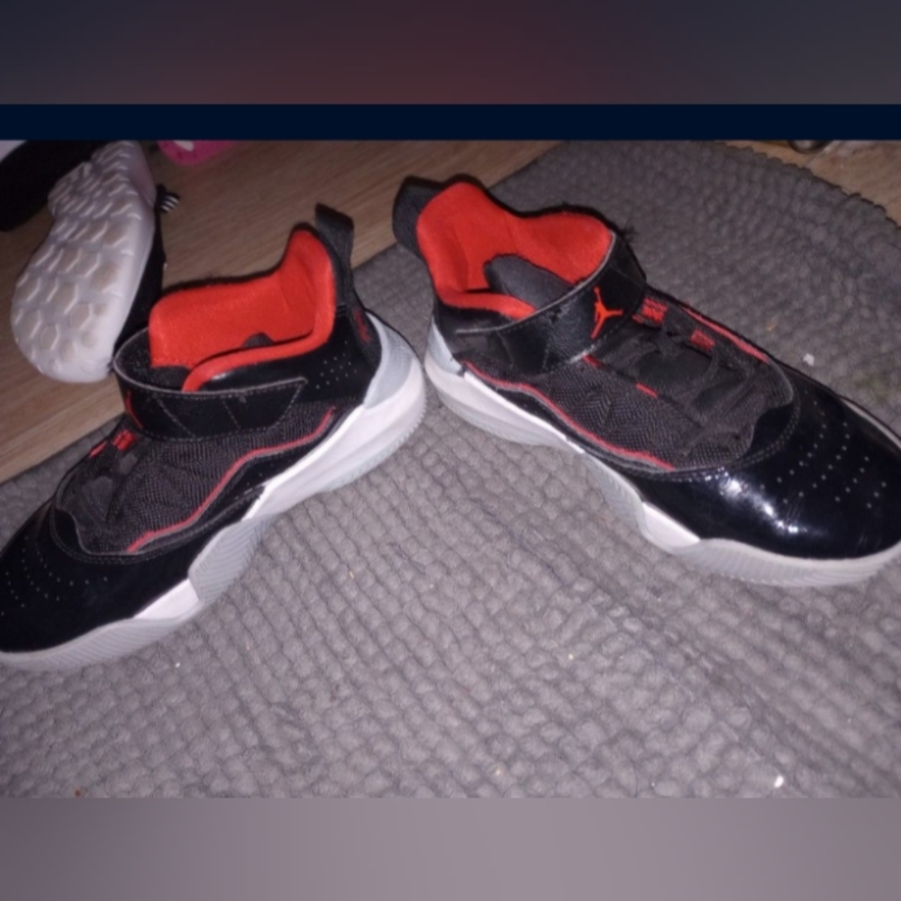 13 young boys Jordan stay loyal